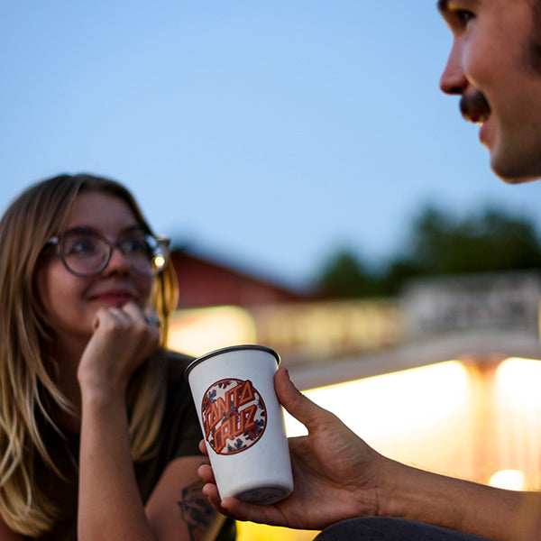16oz-pint-cup-santa-cruz-r5 16oz_pints_santa_cruz_vacationdot_couple_square.jpg