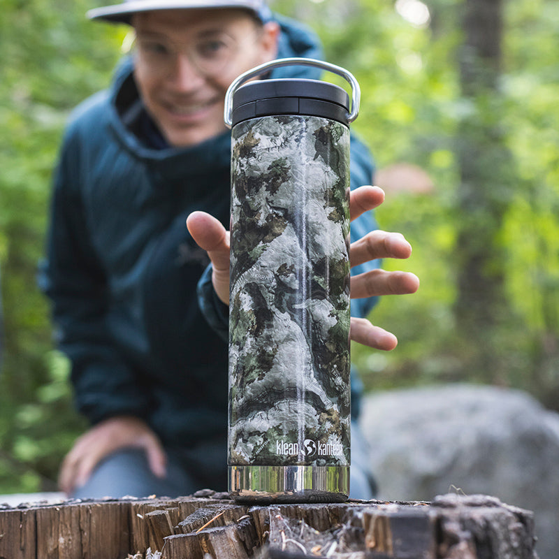 20oz-tkwide-with-cafe-cap-mossy-oak-g9 20oz_bottle_twist_mossyoak_terragila_closeup_square.jpg