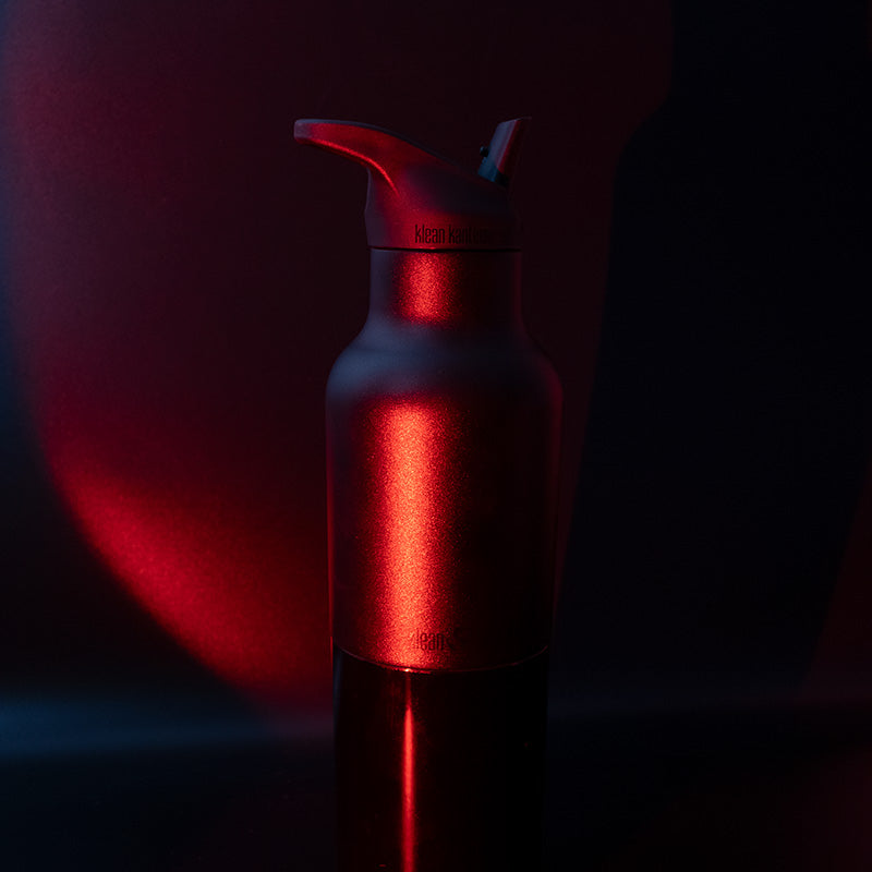 20oz-rise-classic-may-the-4th-k7 20oz_rise_classic_may_the_fourth_starwars_black_bottle_redglow_square.jpg