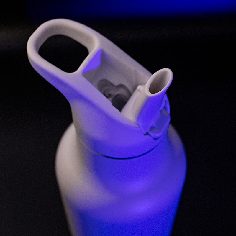 20oz-rise-classic-may-the-4th-k7 20oz_rise_classic_may_the_fourth_starwars_white_bottle_flipseal_square.jpg