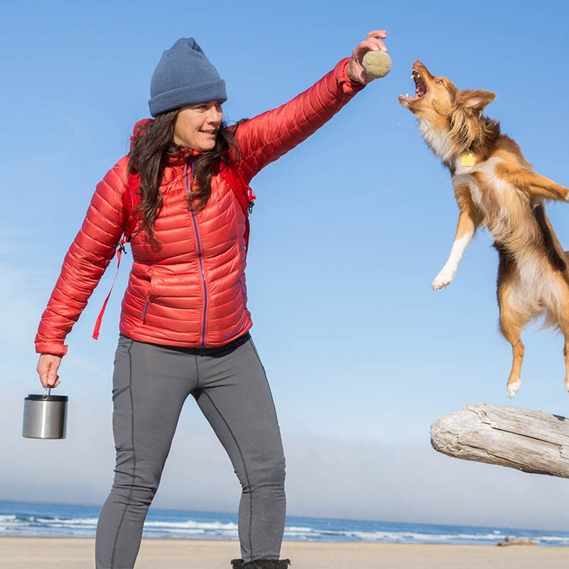 32oz-tkcanister-food-container-b0 food_canister_32oz_girl_beach_dog_jump_square.jpg