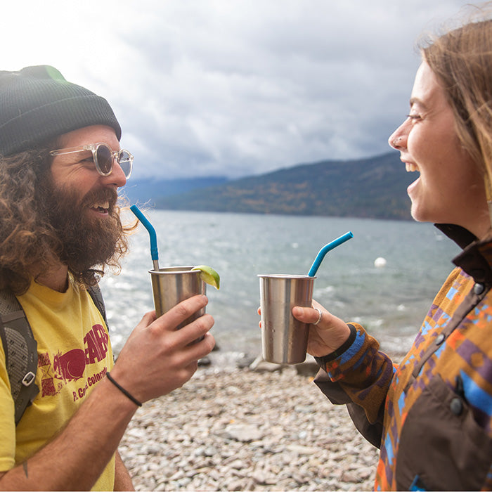 straw-4-pack-r8 recycled_steel_straws_cheers_lake_lifestyle_feb67a82-c410-4311-b2a0-e24ba8690751.jpg