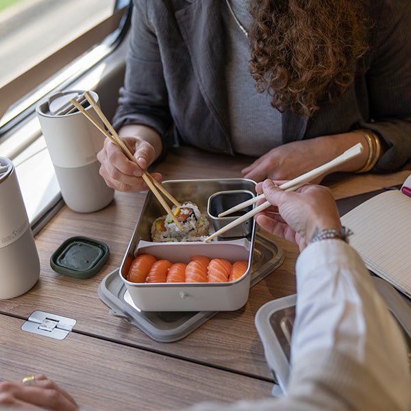 55oz-rise-food-box-big-meal-t0 rise_food_lunch_box_big_meal_tofu_sushi_share_square.jpg