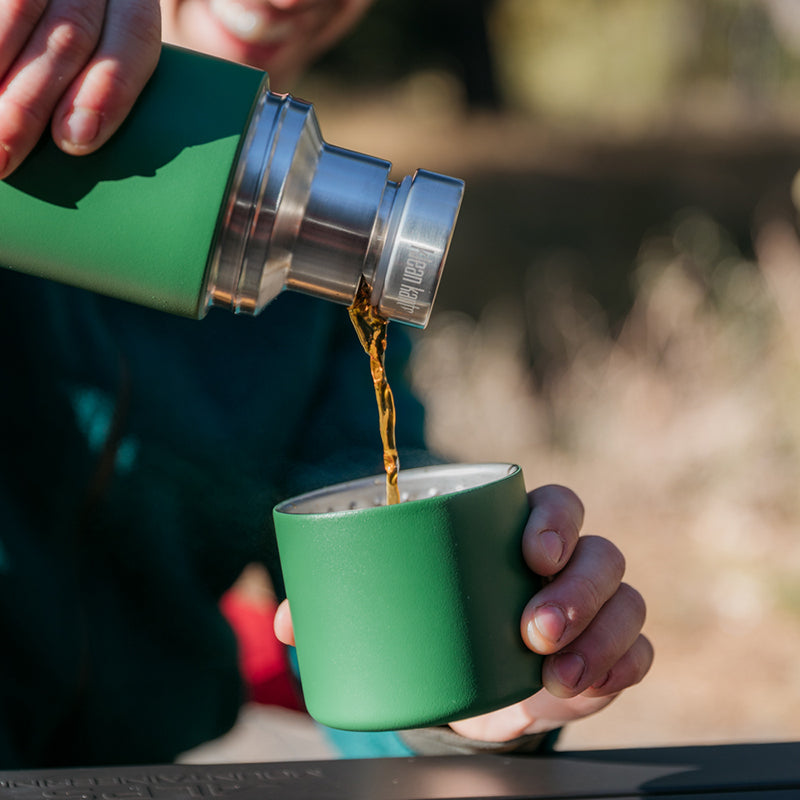 tkpro-maintenance-kit-u3 tkpro_32oz_thermos_green_pourthrough_lifestyle.jpg